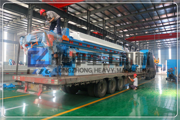 除了礦山行業(yè)，還有哪些行業(yè)需要污泥壓濾機設(shè)備？