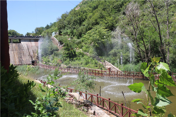 “荷風送香氣，竹露滴清響”洛陽隆中重工2019年度員工旅游活動--登封大熊山仙人谷一日游